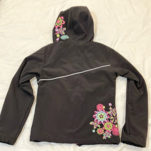 Girls 14-16 (xl) XMTN shell Jacket with Pink Floral Details - Picture 8 of 12